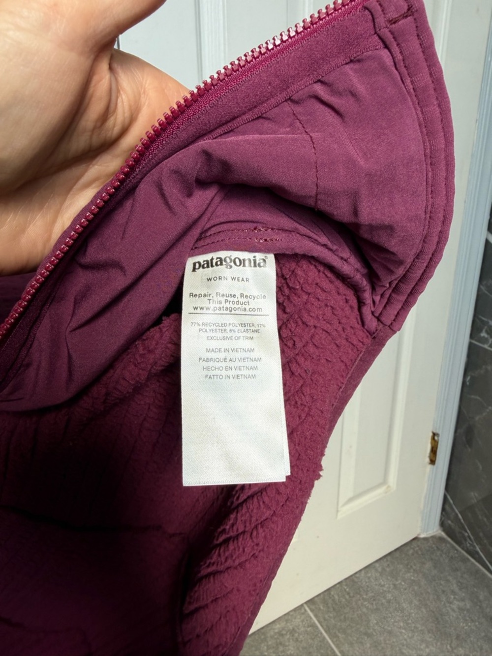 Patagonia R2 TechFace Hoody - Picture 6 of 7